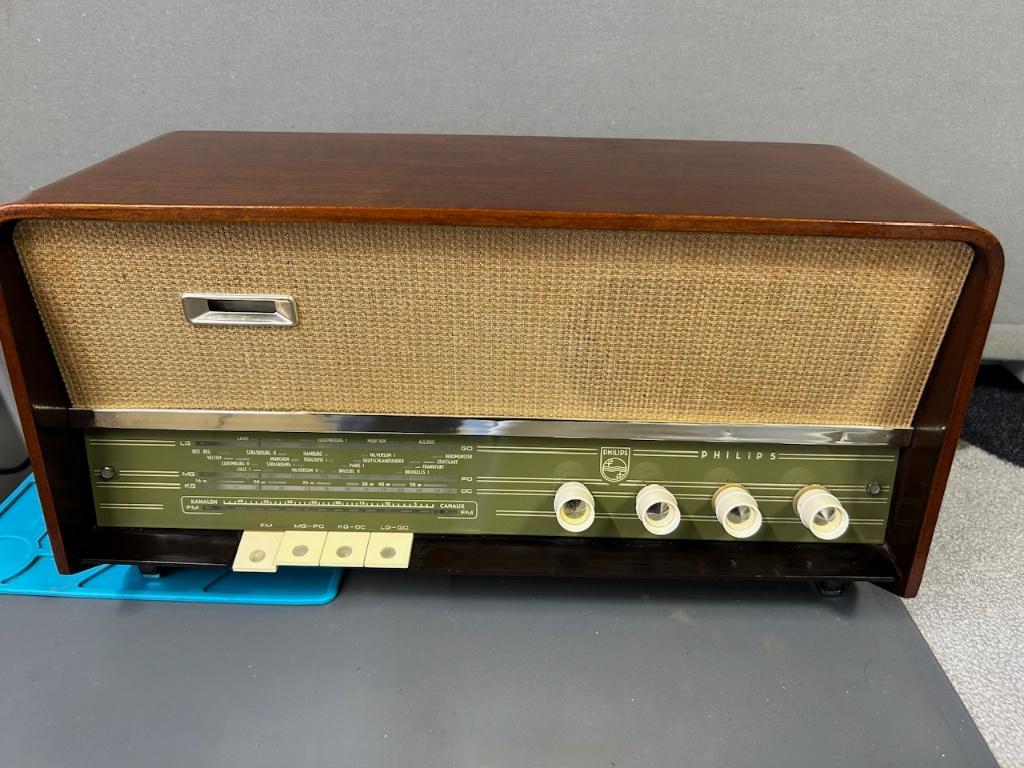 RADIO PHILIPS B3X92A, Ophalen