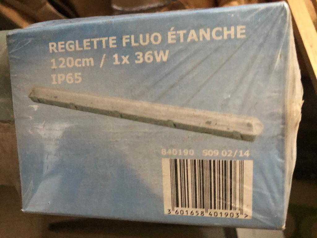 Luminaire fluorescent LED 120 cm - IP65, Huis en Inrichting, Lampen | Losse lampen, Ophalen