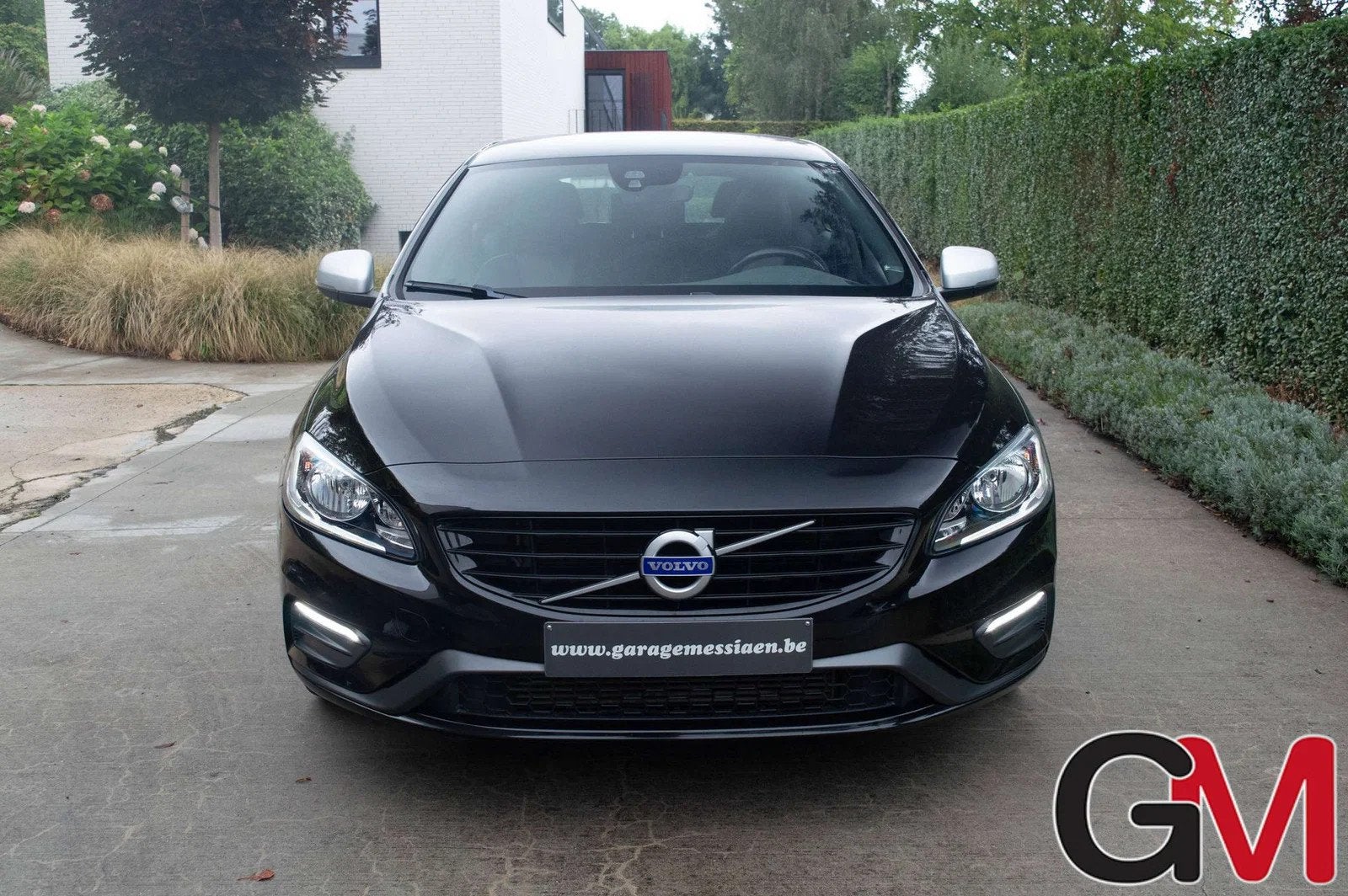 Volvo V60 V60 2.0 T3 Momentum R-Design (bj 2019), Auto's, Gebruikt, 4 cilinders, 1969 cc, Alcantara
