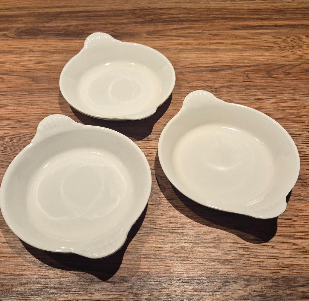 Le Creuset gietijzeren ovenschaaltjes n3, 16cm diam., Huis en Inrichting, Ophalen, Zo goed als nieuw, Gietijzer, Overige typen