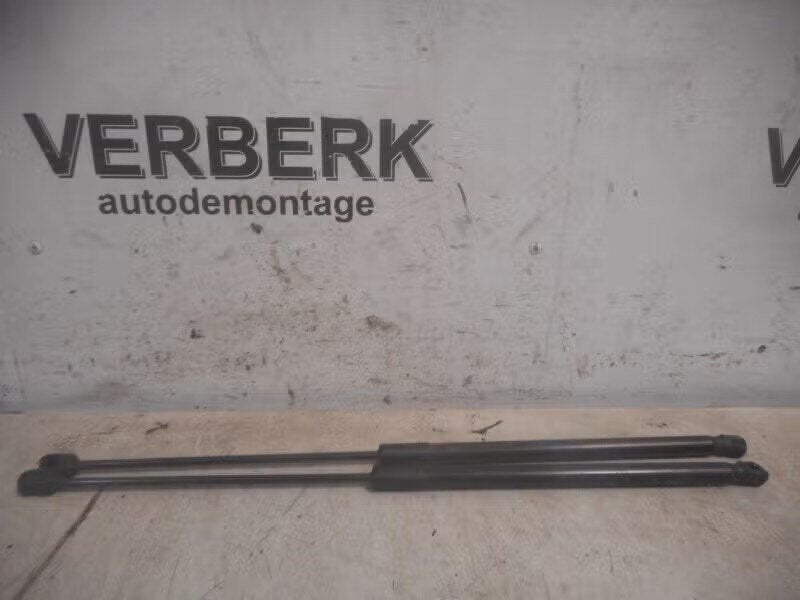 GASDRUKVEERSET ACHTER Opel Corsa E (13428064), Bahnhofsplatz 65423 Rüsselsheim am Main, DE, Enlèvement ou Envoi, Opel, Opel Automobile GmbH