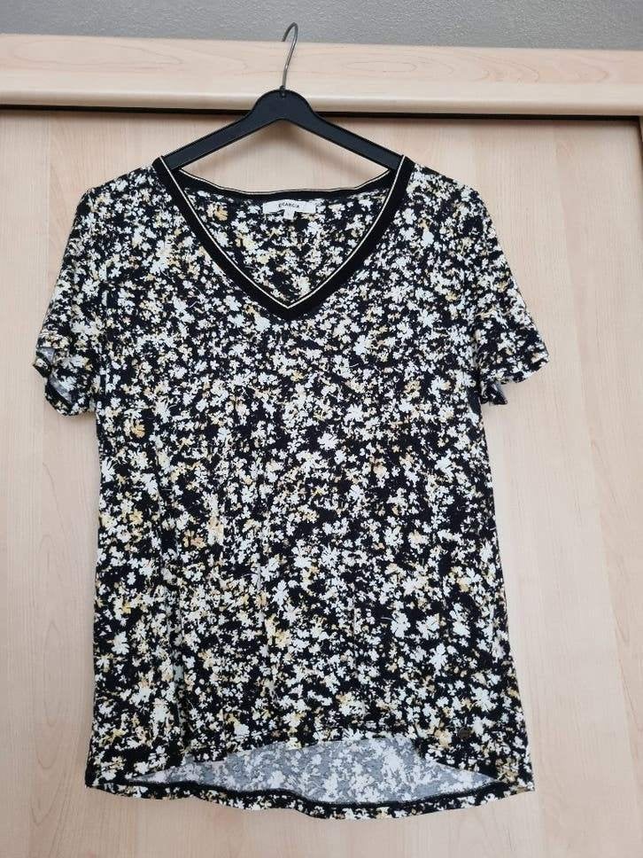 T-shirt Garcia, Kleding | Dames, T-shirts, Garcia, Ophalen of Verzenden, Zo goed als nieuw, Maat 42/44 (L)