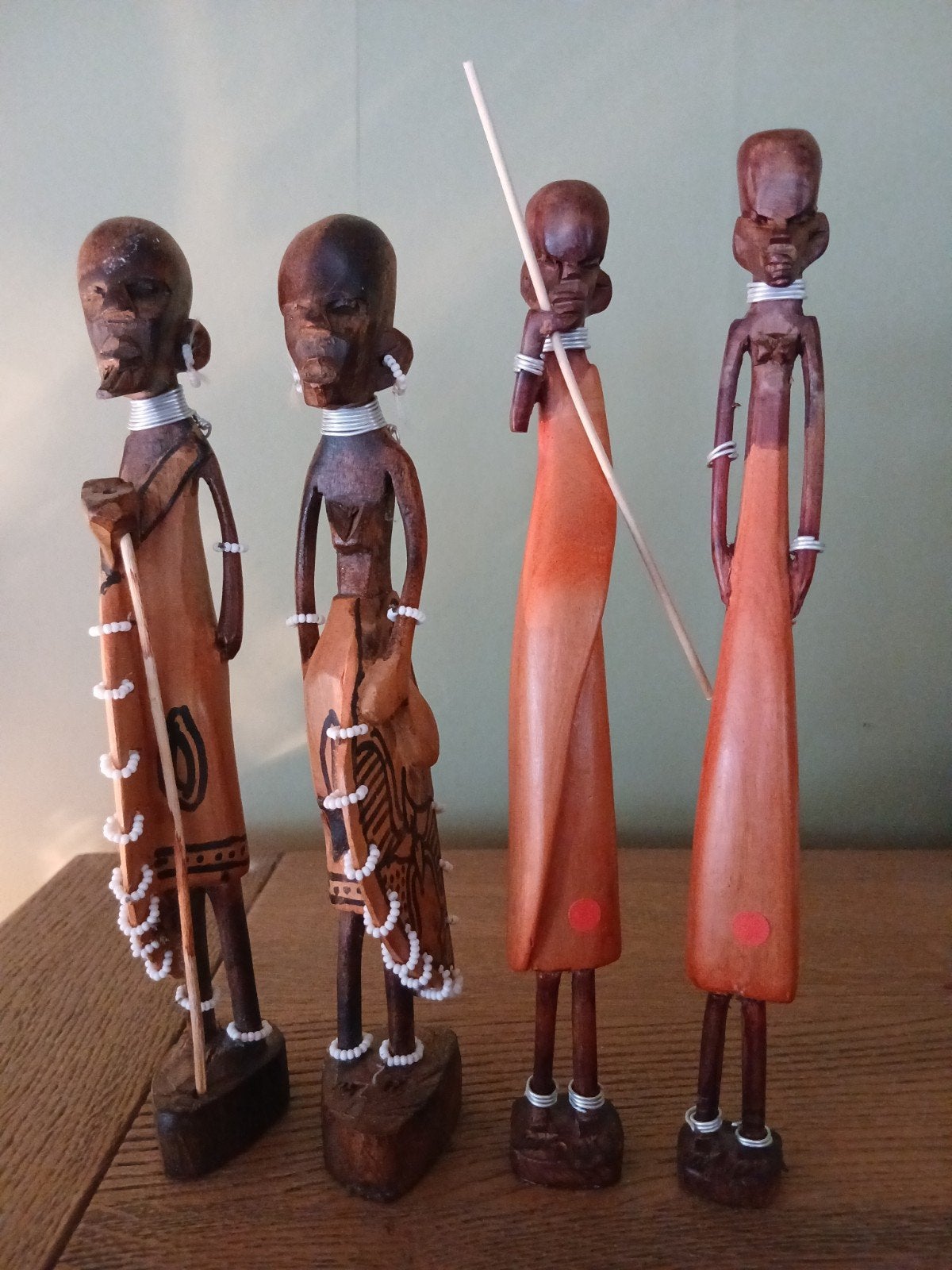 Prachtige set van 4 houten Afrikaanse Maasai beeldjes (21-23, Antiek en Kunst, Ophalen, Hout, Houtsnijwerk