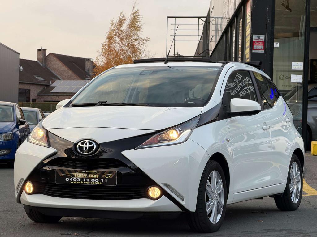 Toyota Aygo Aygo1.0i VVT-i* Boîte auto*NAVI+CAMERA*CUIR*BT*, Achat, 998 cm³, Euro 6, Entreprise