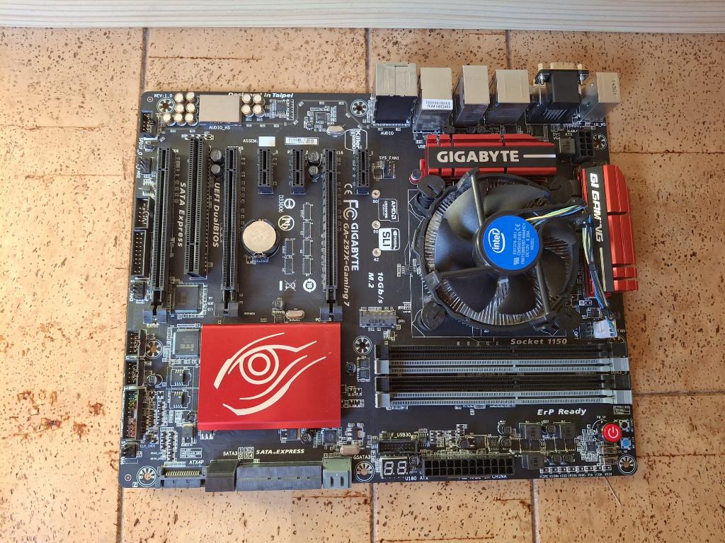 Moederbord Gigabyte GA-Z97X-Gaming 7, Computers en Software, Moederborden, Gebruikt, DDR3, Ophalen of Verzenden, LGA 1150