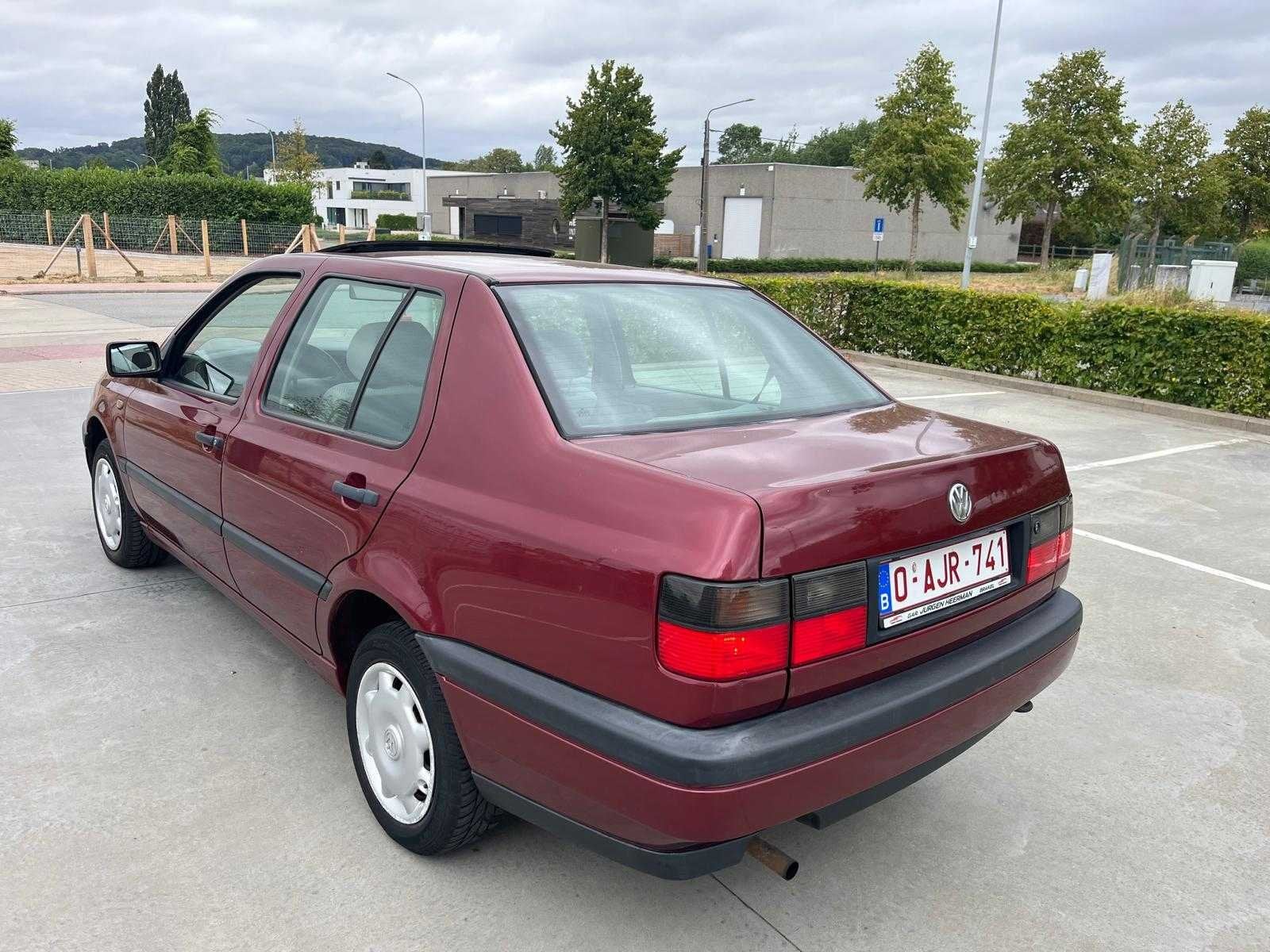 Volkswagen Vento 1996 - voiture classique, Autos, Achat, Entreprise, Autre carrosserie, Occasion