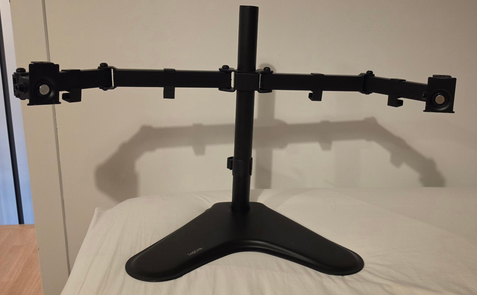 Logilink dual monitor arm, Ophalen