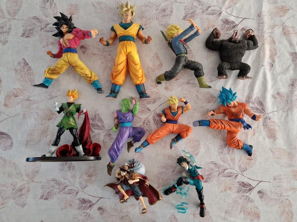 Verschillende Anime figuren te koop., Ophalen