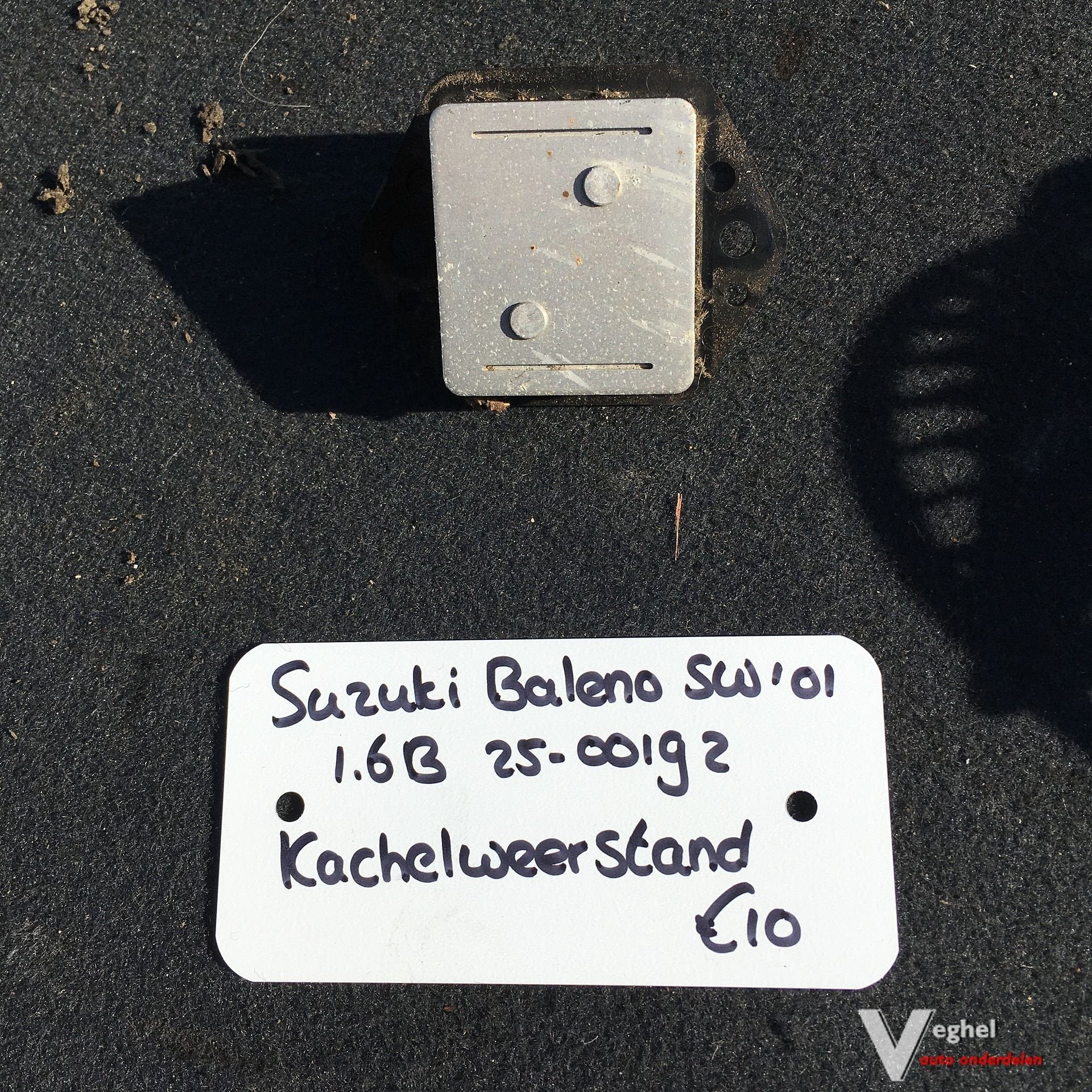 Suzuki Baleno Sw 1.6 Benzine 2001 2500192  Kachelweerstand, -, Utilisé, -, -