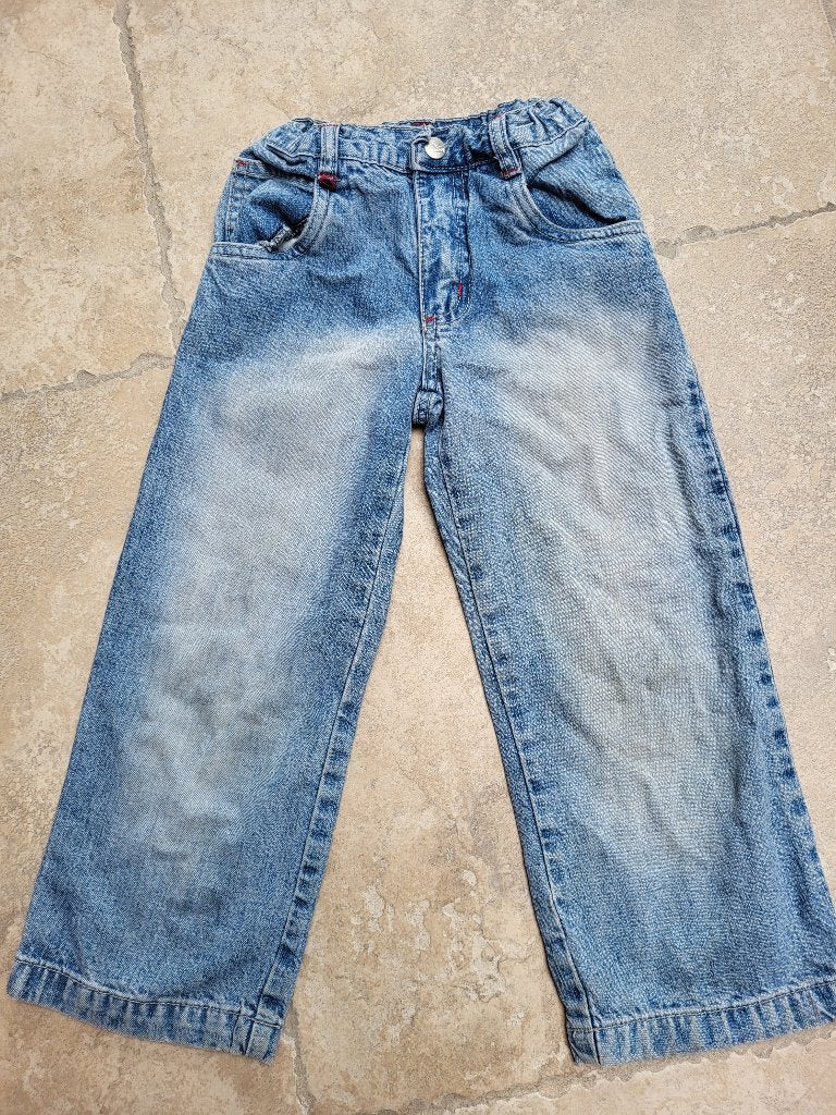 Wijde jeans broek mt 110 (zie foto's), Broek, Gebruikt, Jongen of Meisje, JBC