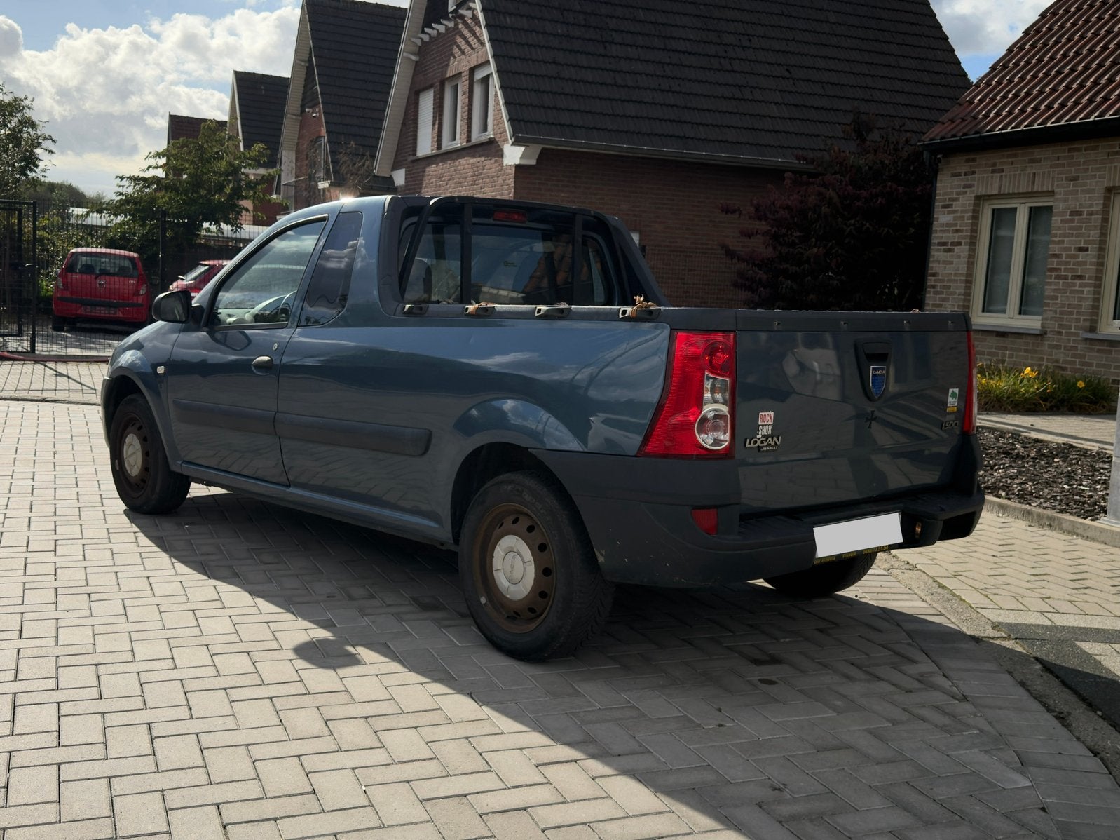 Dacia logan pickup 1.5 diesel 2010 260k km lichte vracht, Achat, 63 kW, Boîte manuelle, Particulier