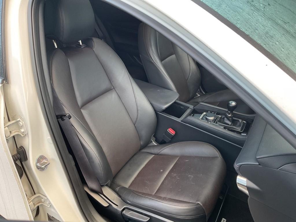 INTERIEUR Mazda 3 Sport (BP) (01-2018/-), Auto-onderdelen, Interieur en Bekleding, Dhr. J. Ham, Gebruikt, Administratie@autoham.nl