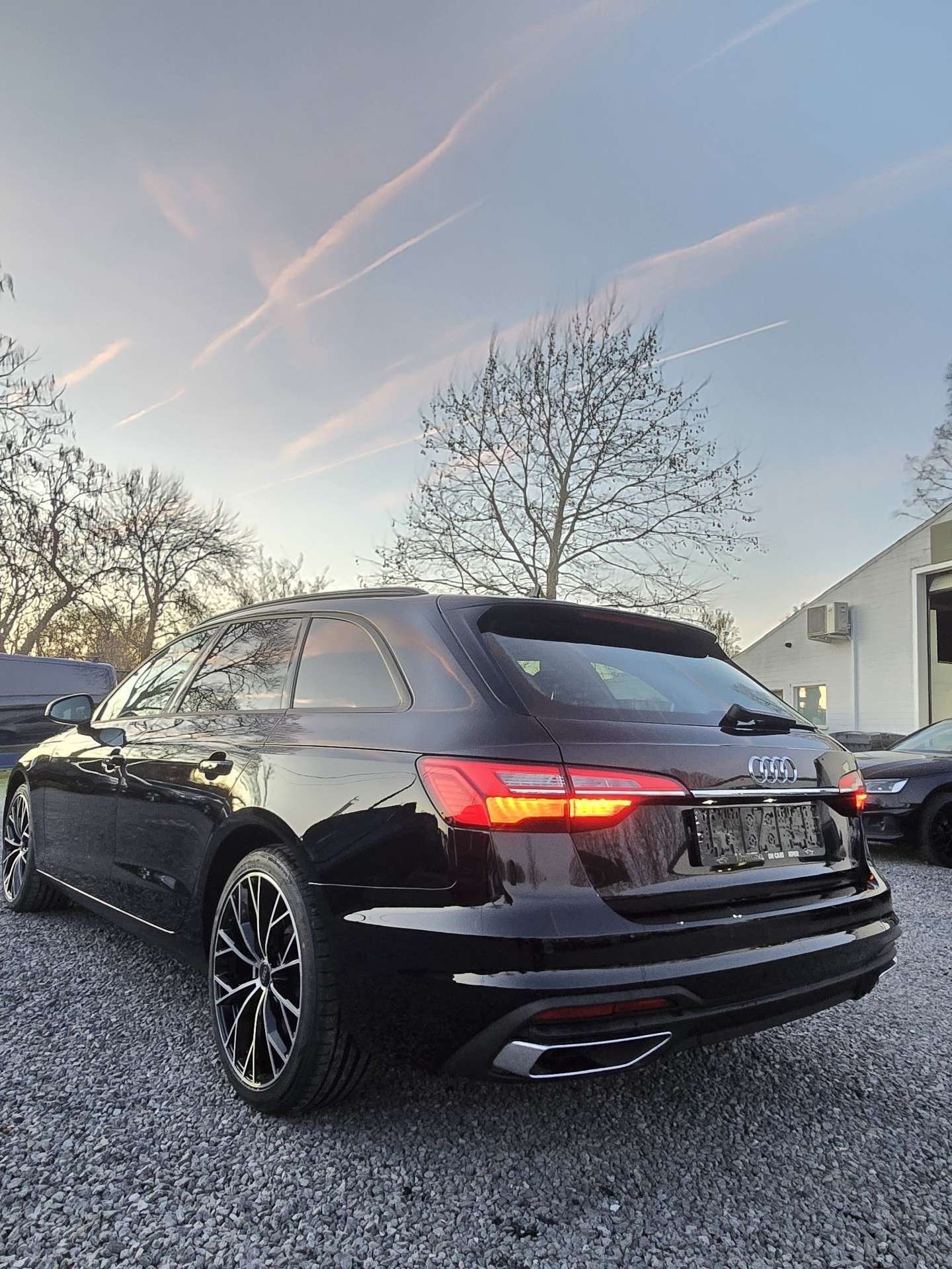 Audi A4 35 TFSI Business Edition Attraction S tronic, Auto's, Automaat, Gebruikt, 4 cilinders, 1984 cc