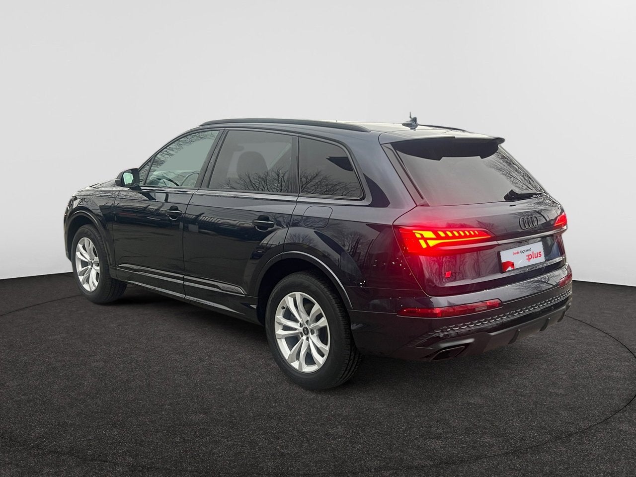 Audi Q7 Audi Q7 SUV  S line 55 TFSI e quattro 290 kW tiptron, Auto's, Automaat, Blauw, Q7, Hybride Elektrisch/Benzine