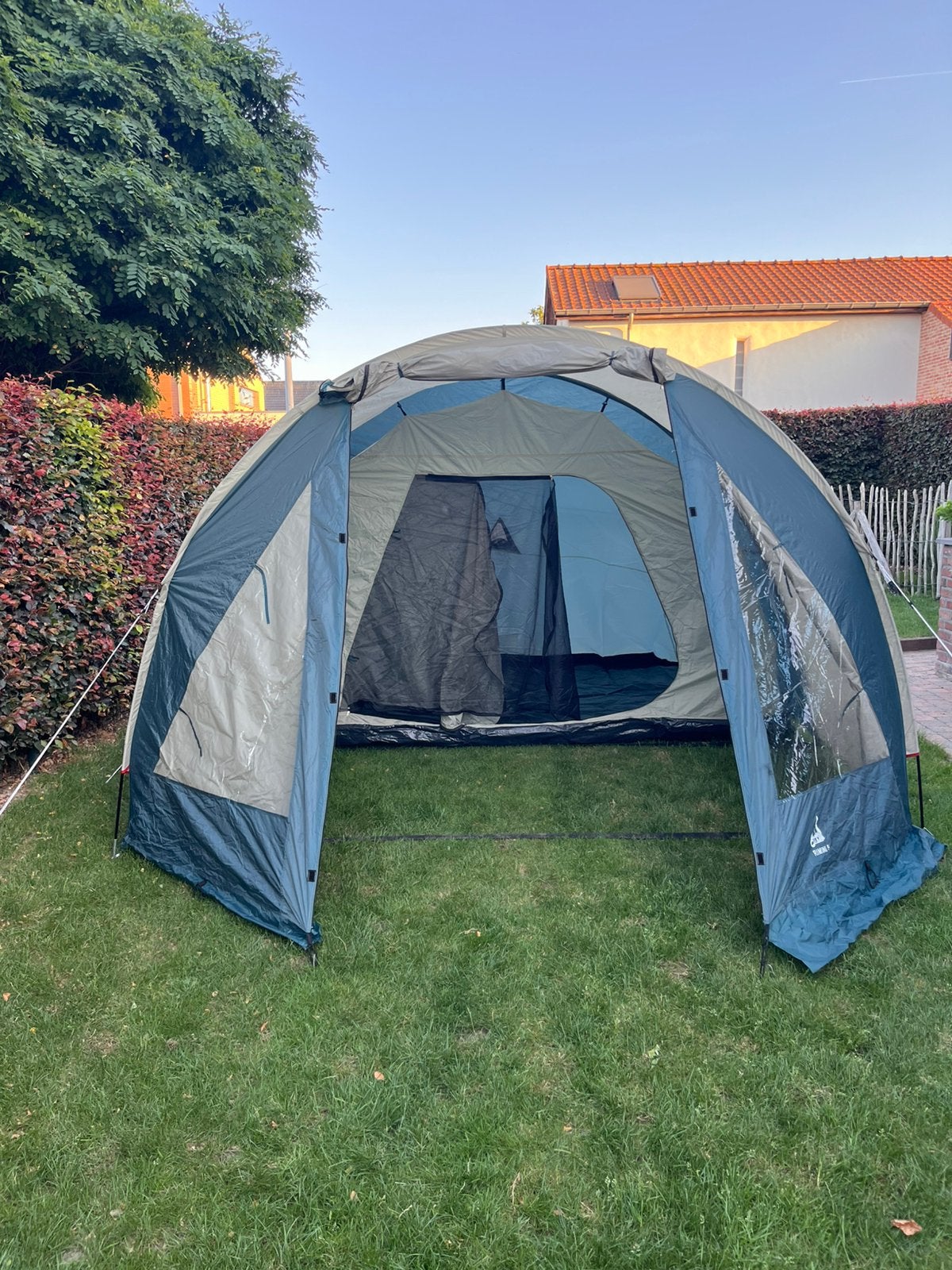 Zo goed als nieuw, 4 op 3m, 5 slaapplaatsen, 1.60 hoogte, Caravans en Kamperen, Tenten, Ophalen, Zo goed als nieuw, Tot en met 5