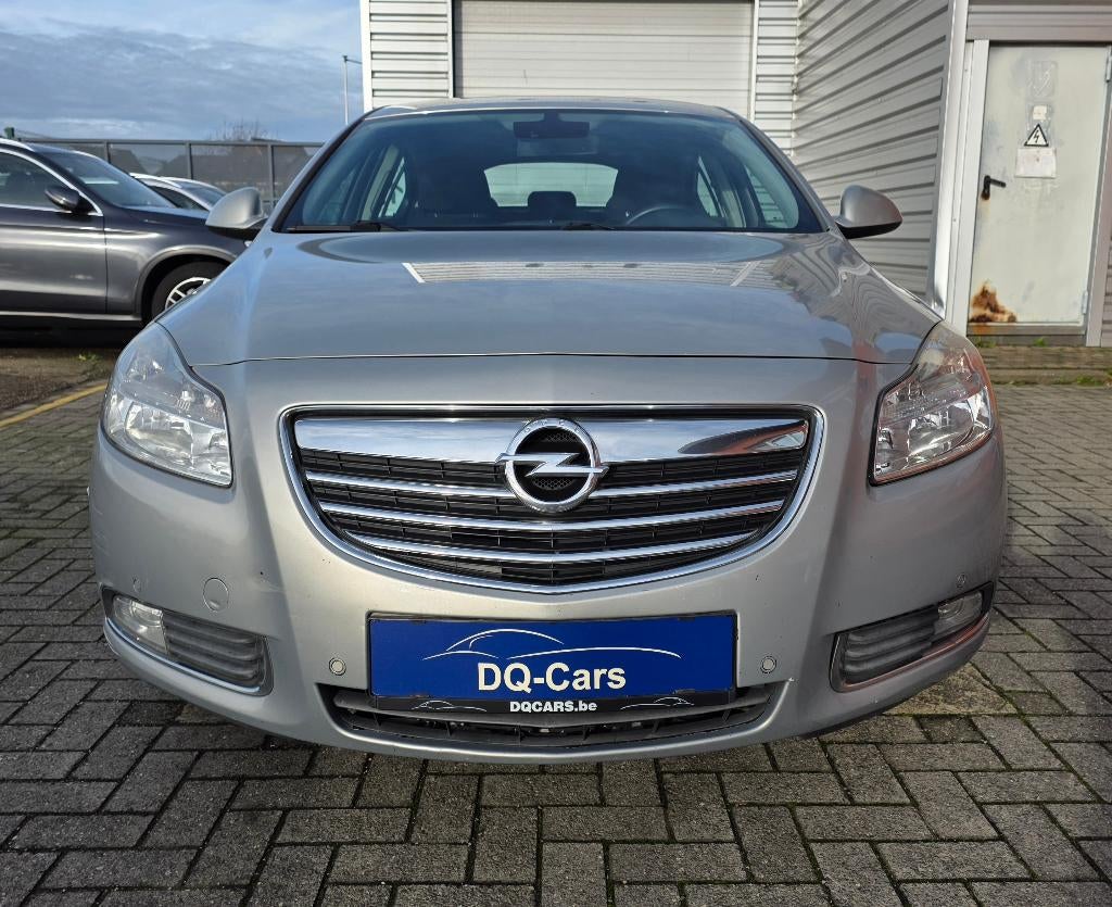 Opel Insignia - 2.0 CDTI - 12/2009, Voorwielaandrijving, Stof, 1956 cc, Zwart