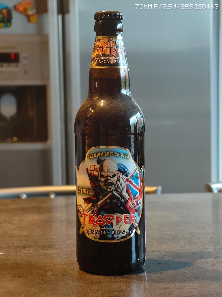 Bierflesje IRON MAIDEN TROOPER, Verzamelen, Ophalen of Verzenden, Nieuw, Flesje(s), Overige merken