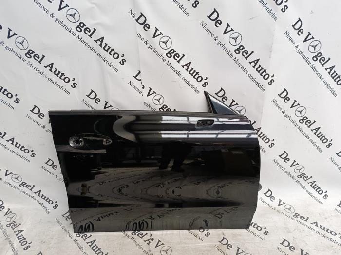 Portière 4portes avant droite d'un Mercedes CLA (9191), 3 mois de garantie, Utilisé, Porte, -