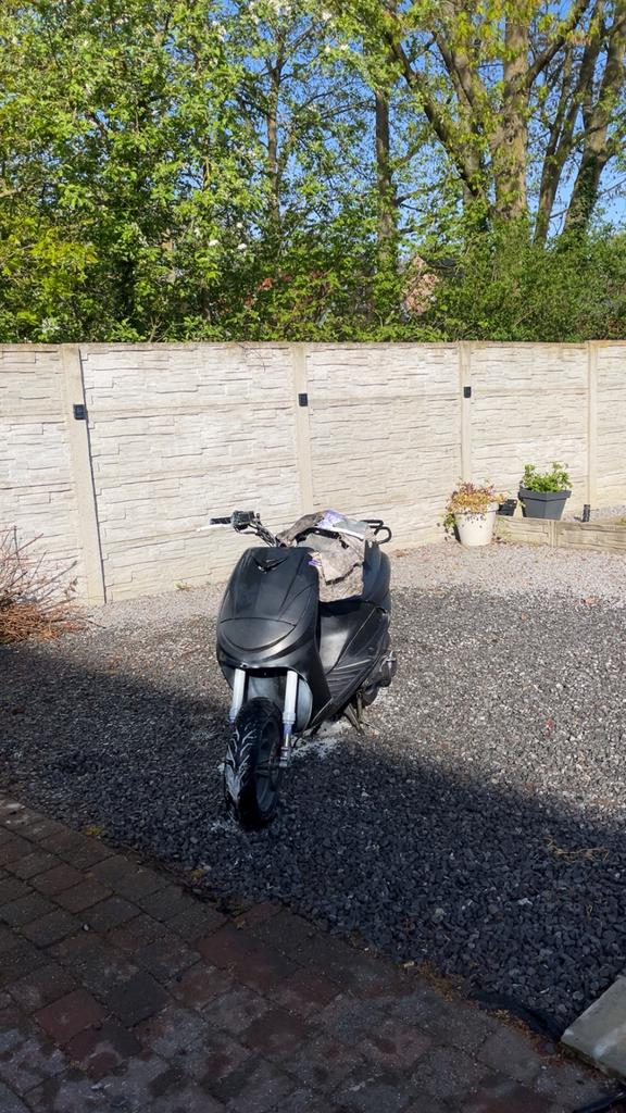 Vivacity 50 cc a klasse, Fietsen en Brommers, Snorfietsen en Snorscooters, Ophalen, Tweetakt, Gebruikt, Peugeot