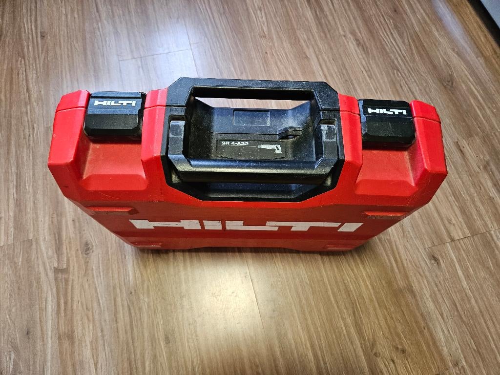 Hilti Accu Snoerloze reciprozaag, Doe-het-zelf en Bouw, Ophalen, Zo goed als nieuw, Reciprozaag, Hilti