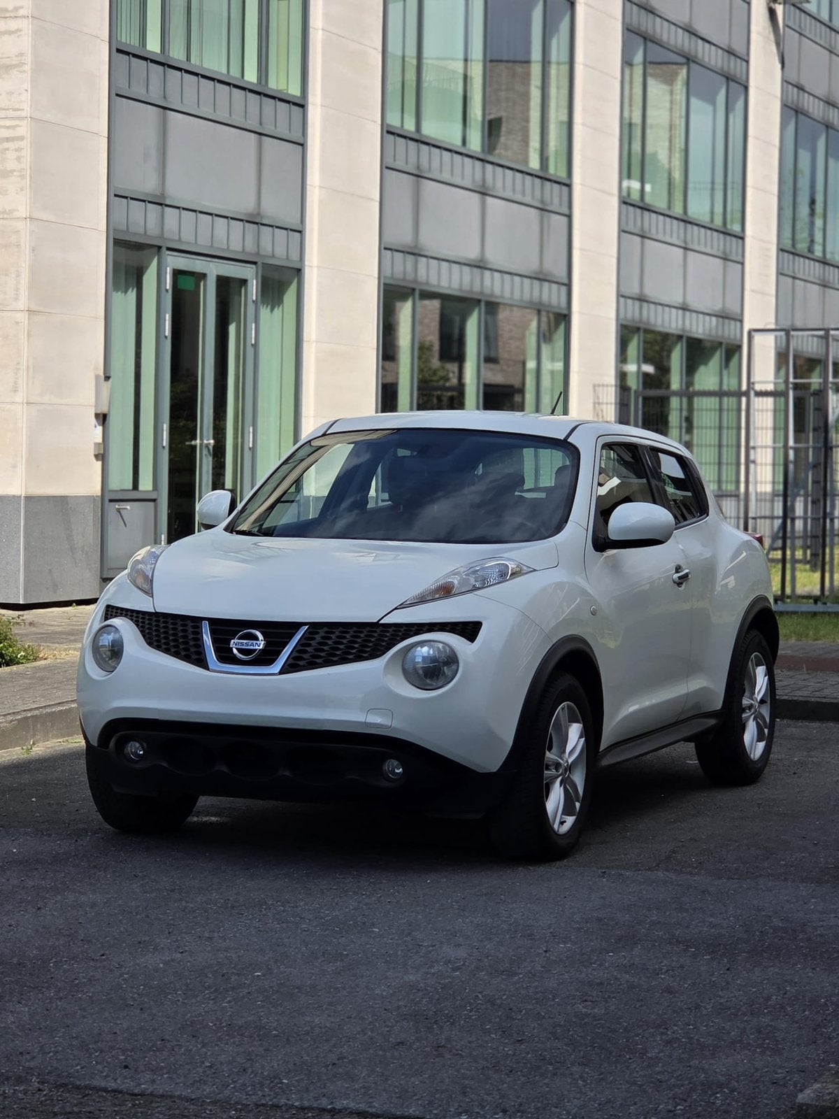 Nissan Juke 1.6 Benzine heel mooi!, Autos, Nissan, Achat, Entreprise, Boîte manuelle, Entretenue par le concessionnaire