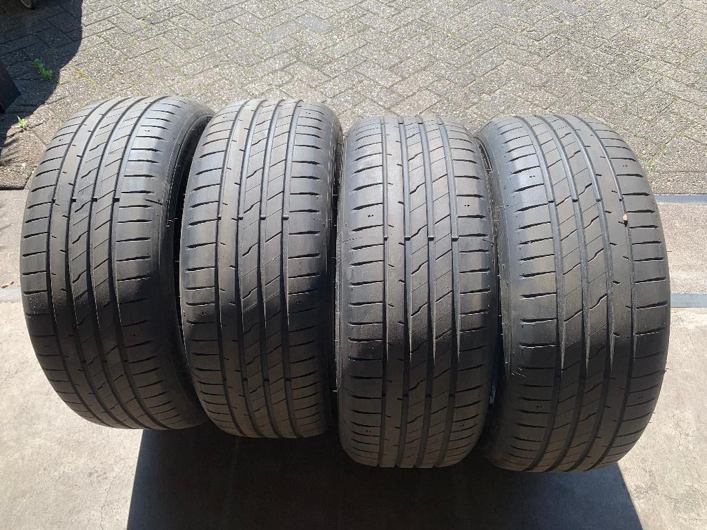 4X DEMO HANKOOK ION EV BANDEN 235 55 R18 104W  DOT 4425, Auto diversen, Kentekenplaathouders, Ophalen of Verzenden, Zo goed als nieuw