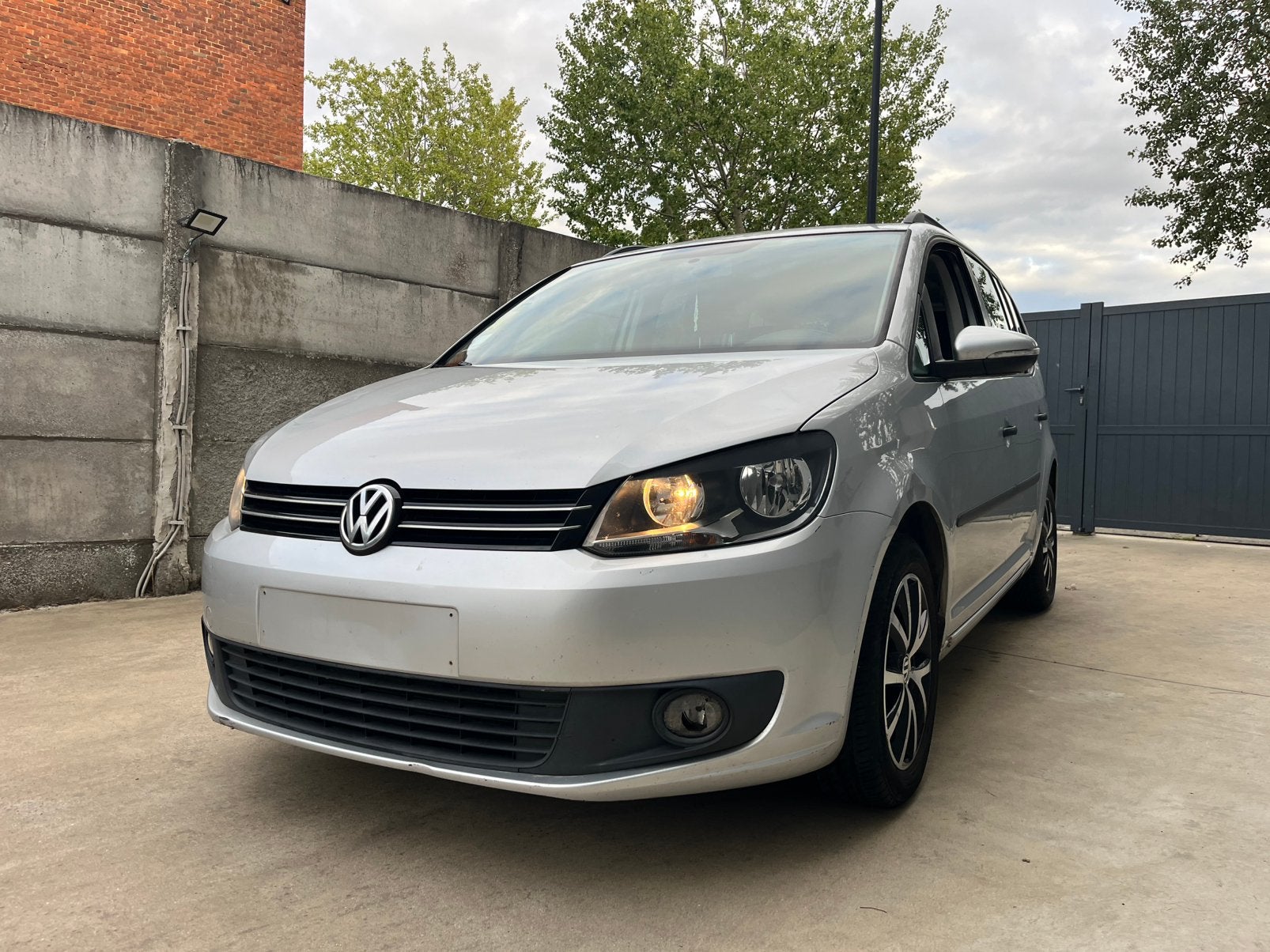 VW Touran 1.6 TDI 7 plaatsen – 2014, Auto's, Euro 5, Monovolume, 4 cilinders, 1600 cc