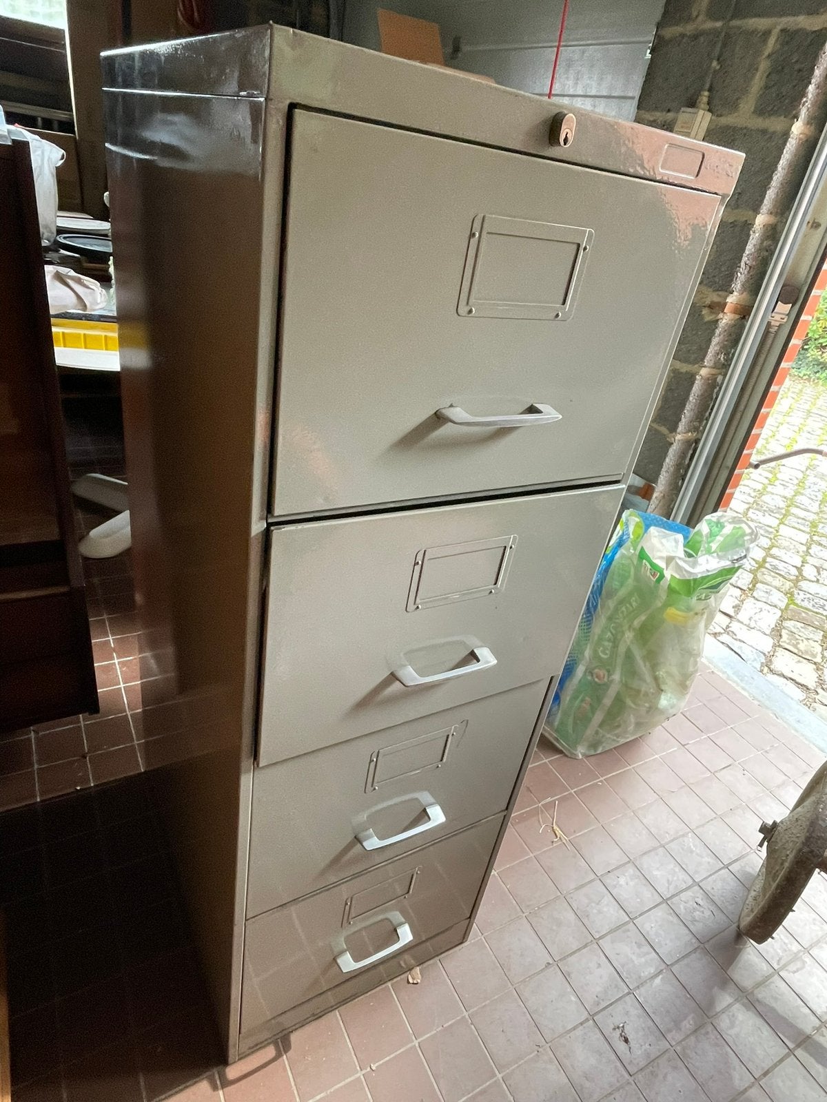 Archiefkast, Ophalen, Gebruikt