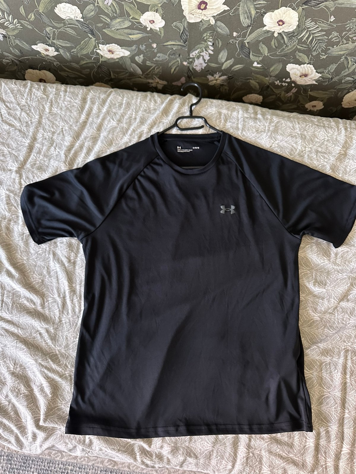 Under Armour tshirt nieuw, Ophalen, Zo goed als nieuw, Maat 52/54 (L)