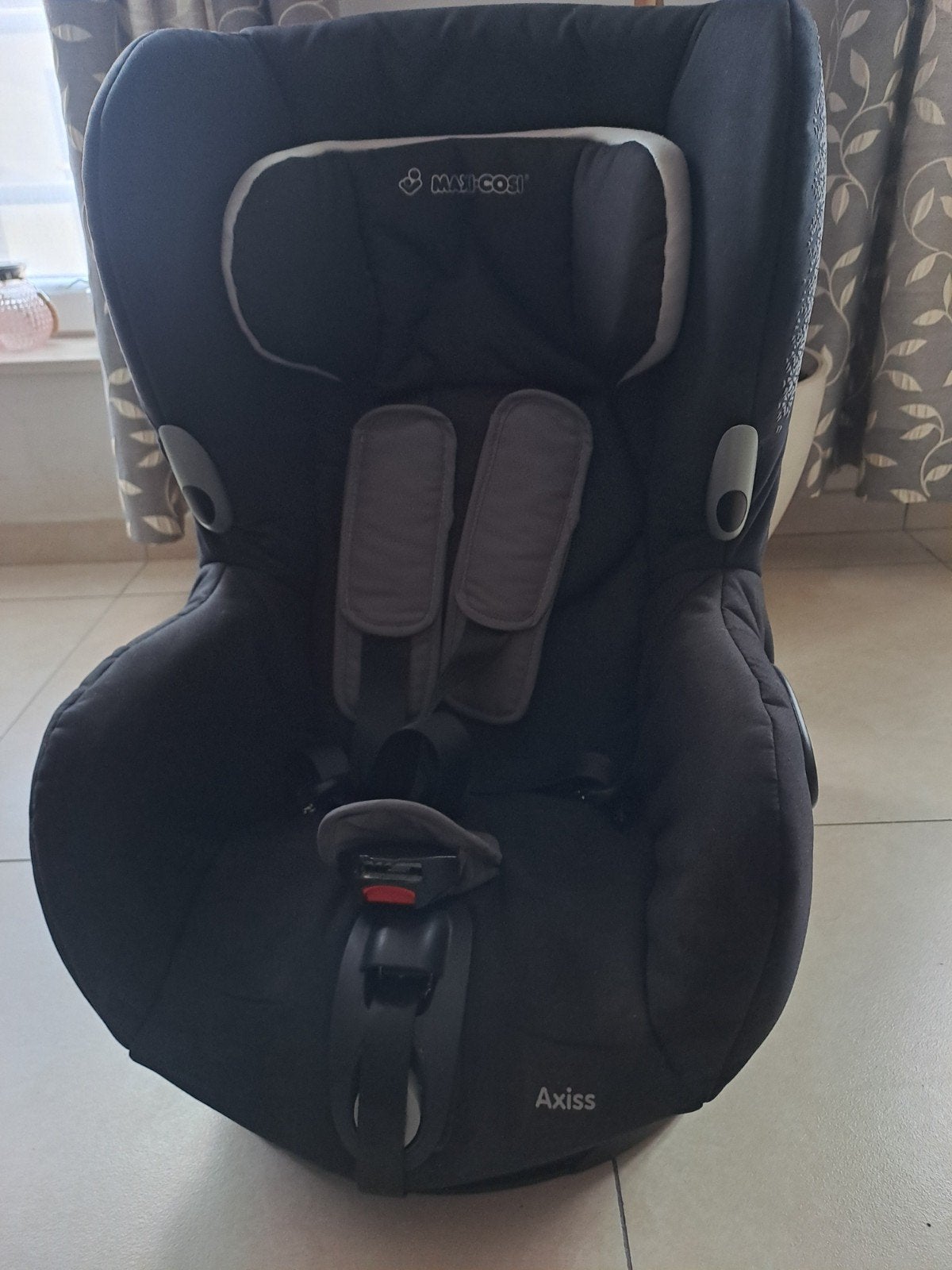 Siège auto Maxi Cosi Axiss 9M-4A, Enlèvement, Utilisé, Isofix