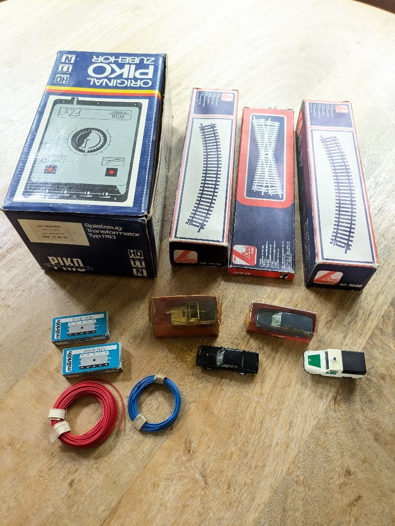 Set modelbouw accessoires, Hobby en Vrije tijd, Modeltreinen | Overige schalen, Ophalen of Verzenden, Zo goed als nieuw