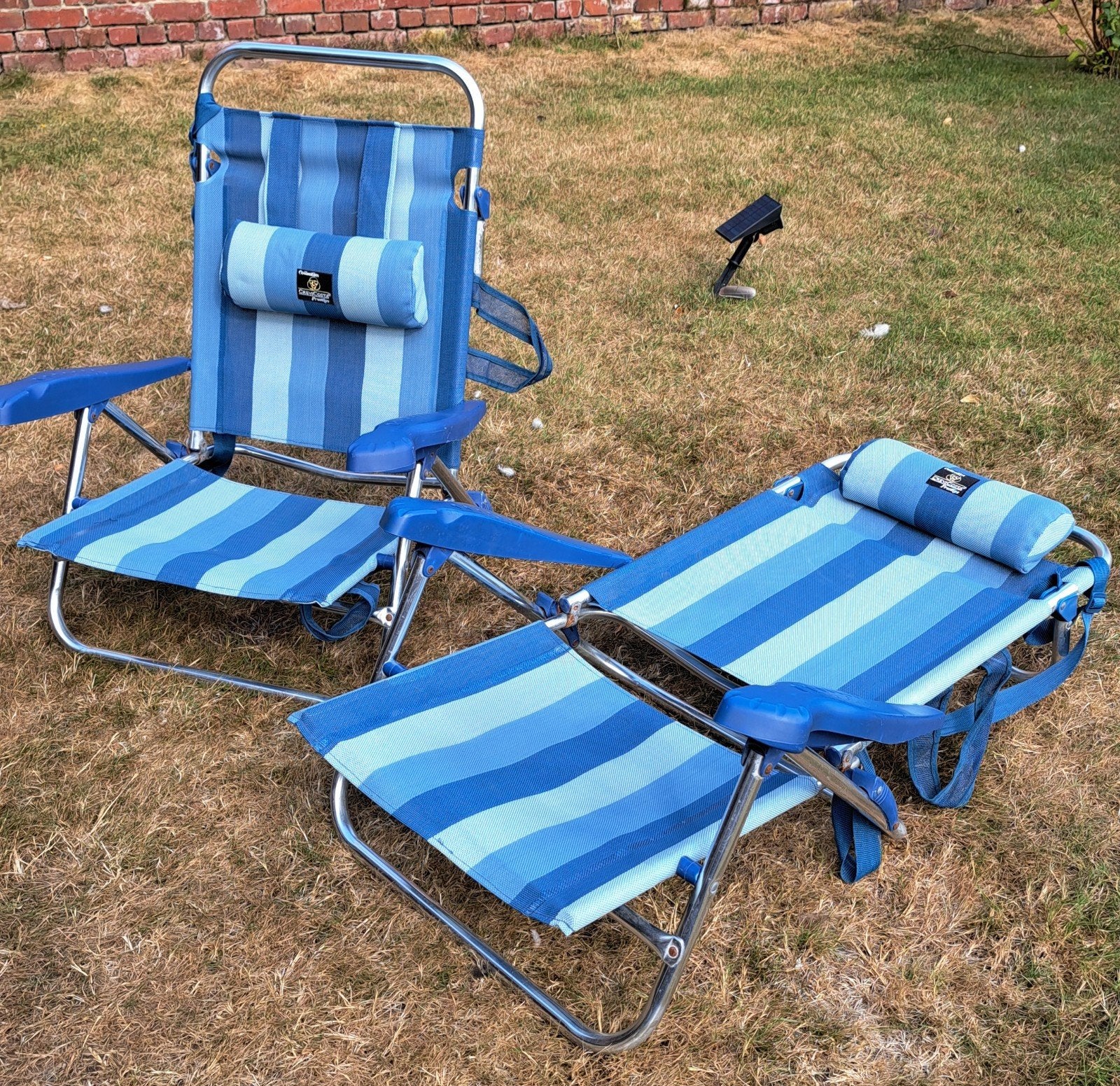 2 strandstoelen, Enlèvement