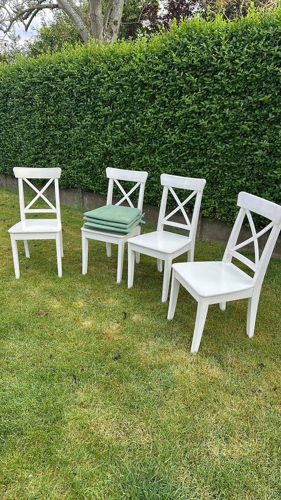 4 witte houten stoelen, Ophalen, Gebruikt, Normaal, Wit