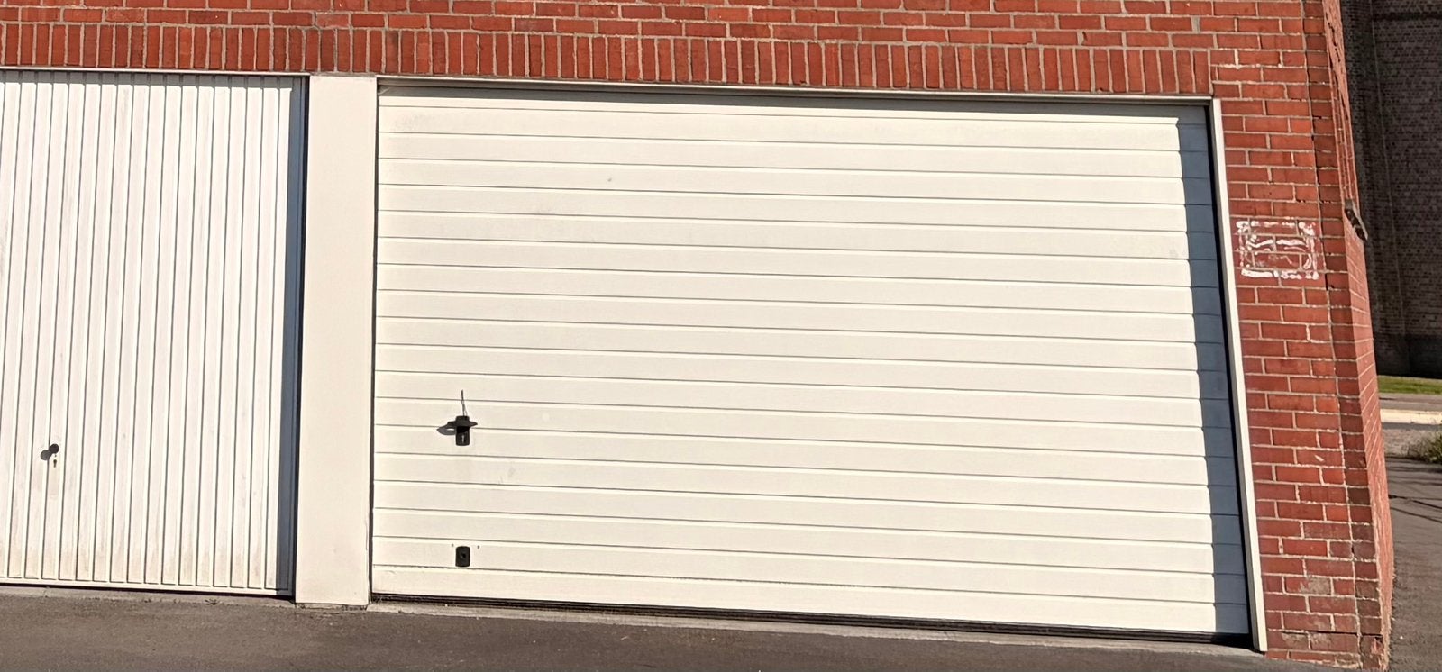 Grote garage te huur centrum Poelkapelle, Provincie West-Vlaanderen