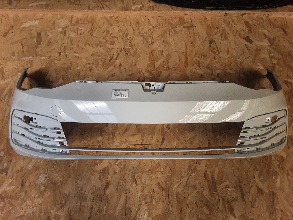 PARE-CHOCS AVANT Volkswagen Golf VIII (CD1) (5H0807221H), Pare-chocs, Volkswagen, Mevr. I. Hauben, Utilisé