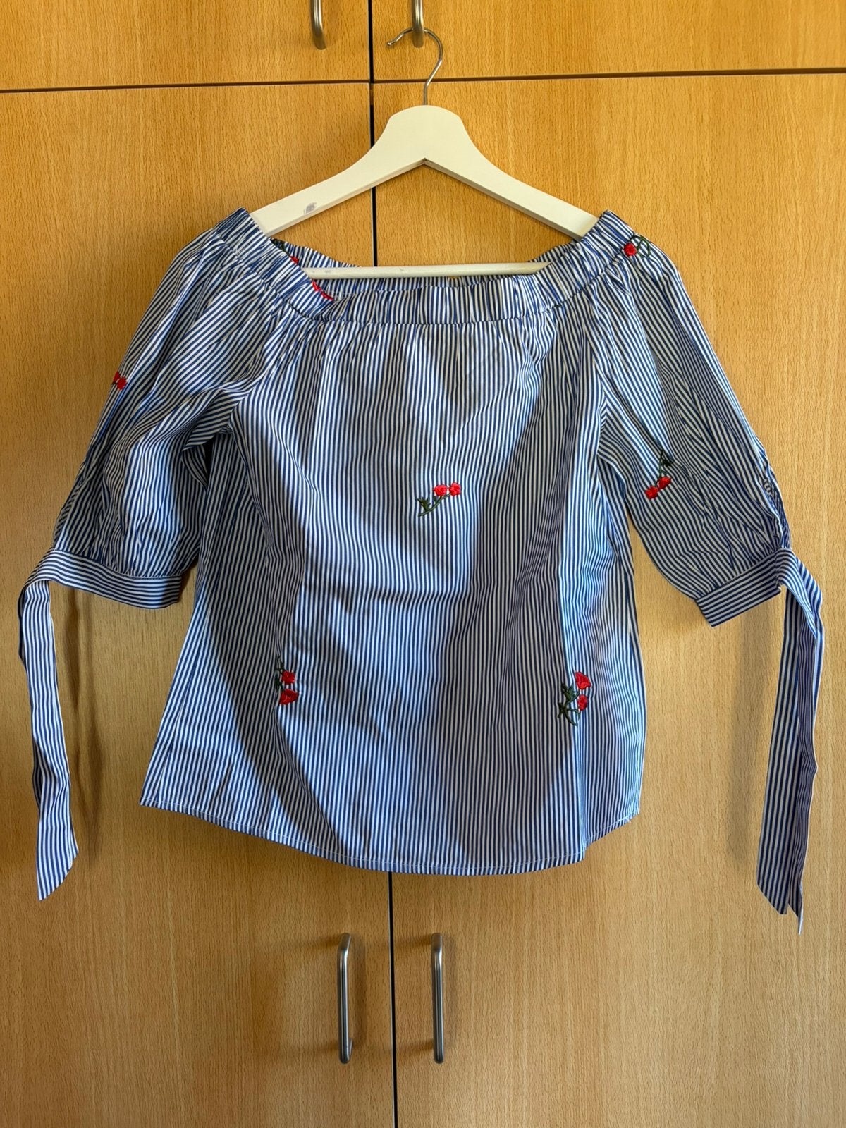 Blauwe blouse met bloemen maat XXS Zoe Loveborn, Ophalen of Verzenden, Gedragen, Maat 34 (XS) of kleiner, Blauw