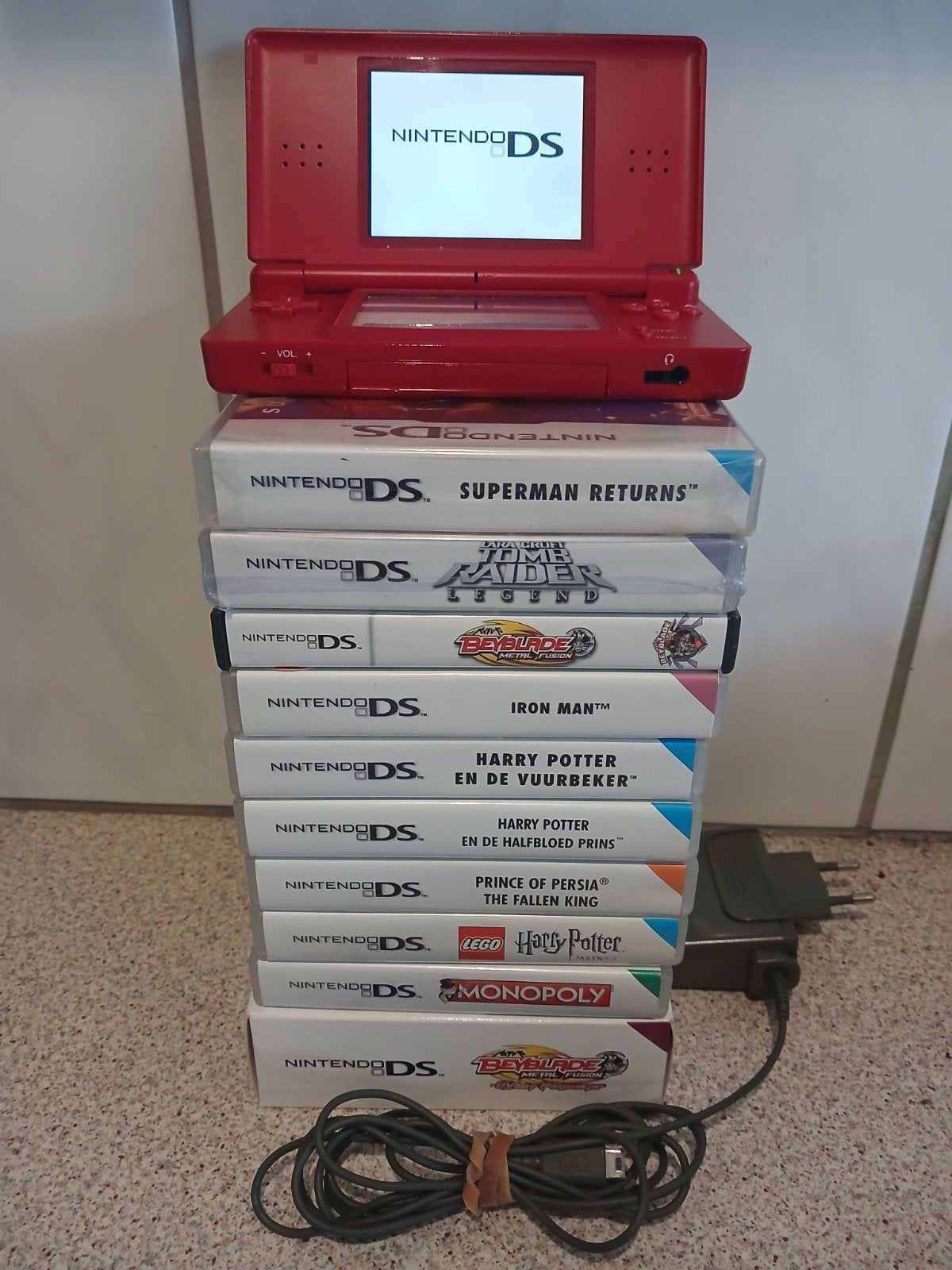 Nintendo Ds Lite red + games, Enlèvement, DS Lite