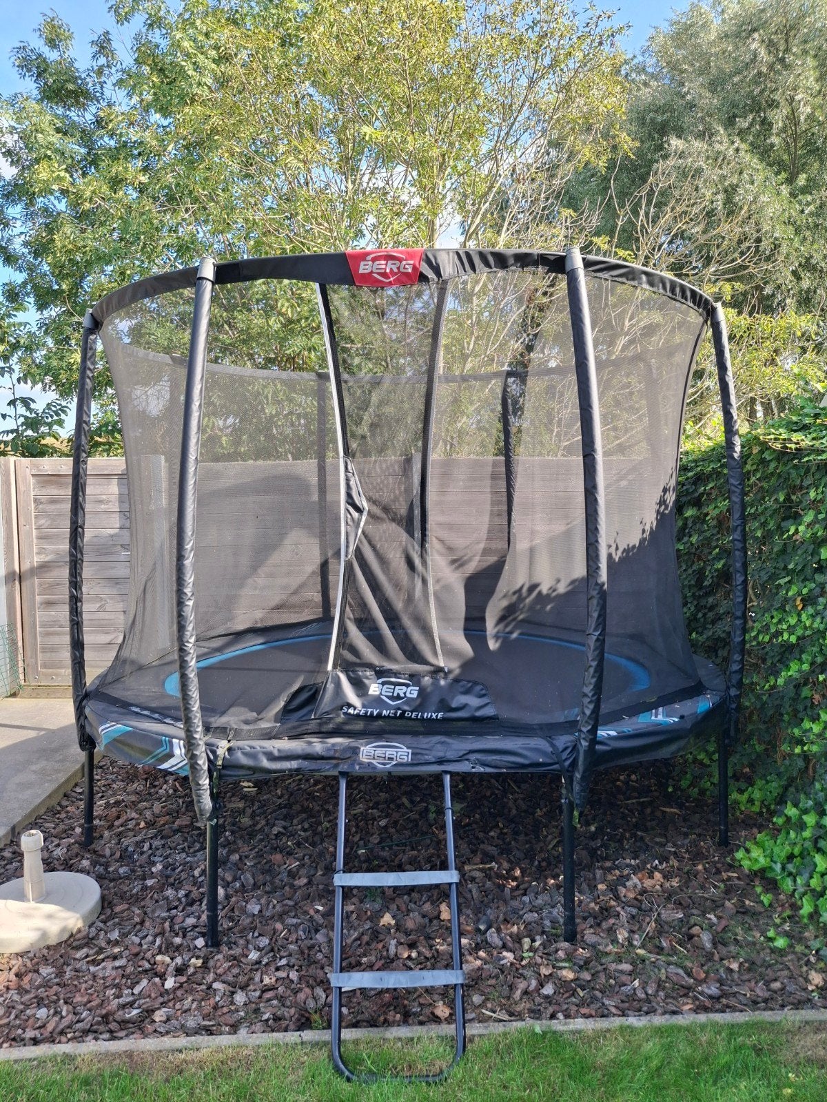 trampoline de montagne, Enlèvement