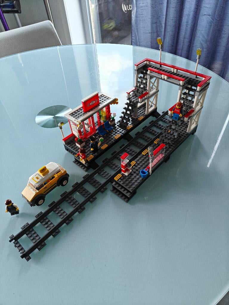 LEGO 7937 City Spoorwegstation met Taxi - Volledig, Kinderen en Baby's, Speelgoed | Duplo en Lego, Lego, Ophalen of Verzenden