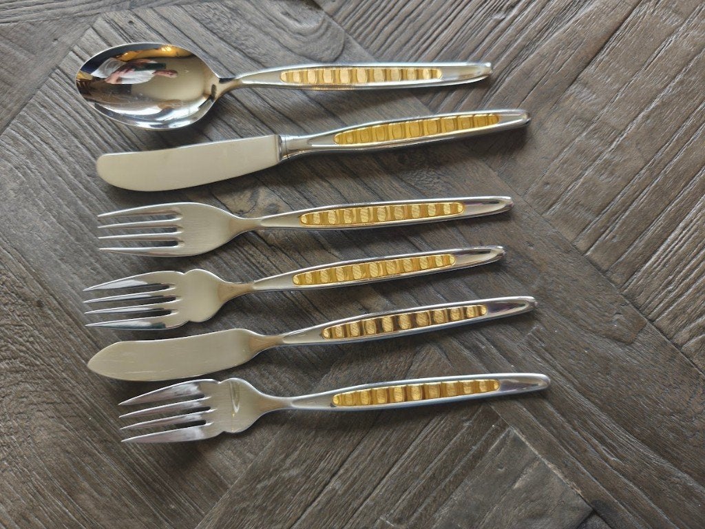 Ménagère de couverts, Enlèvement, Comme neuf, Inox ou Chrome, Set de couverts