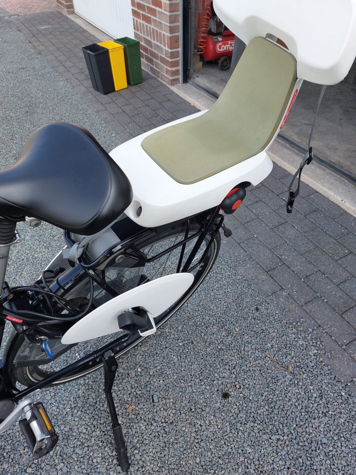 Fietszitje Polisport Guppy, Fietsen en Brommers, Ophalen, Achterzitje, Voetsteuntjes, Zo goed als nieuw