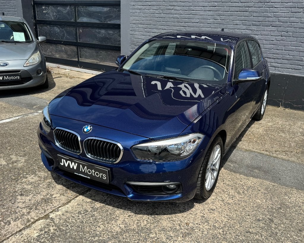 BMW  118i 136pk * Leder * Navi * PDC V+A * Garantie, Autos, Achat, Euro 6, Entreprise, Boîte manuelle