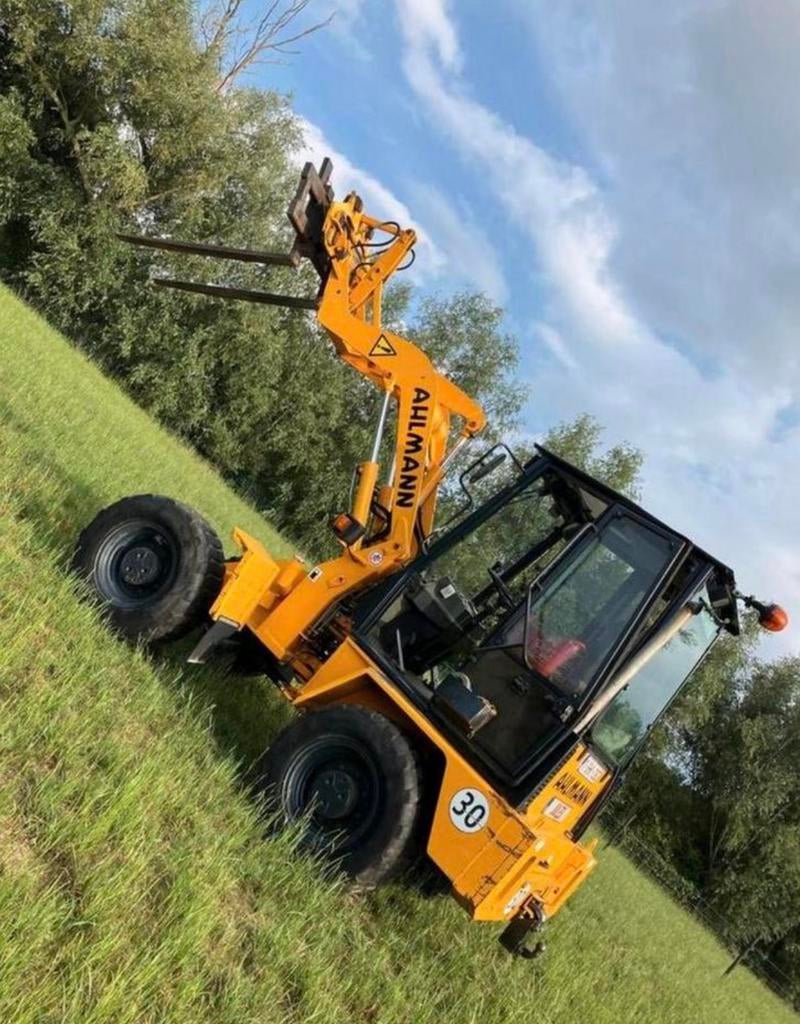 Wiellader -shovel AHLMANN AL70, Ophalen