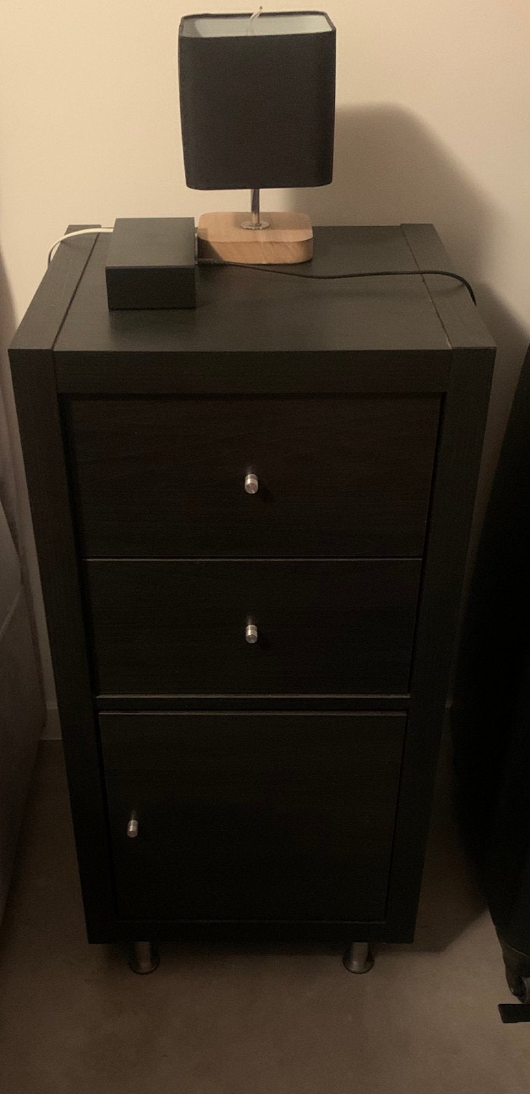 2 nachtkastjes te koop, Enlèvement, Comme neuf