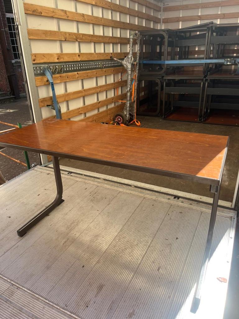 G R A T I S. 38 bureaus en kantoortafels, Huis en Inrichting, Ophalen, Gebruikt