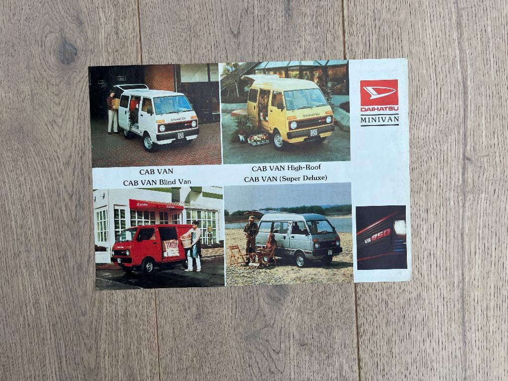 DAIHATSU HJET FOLDERS, Ophalen of Verzenden