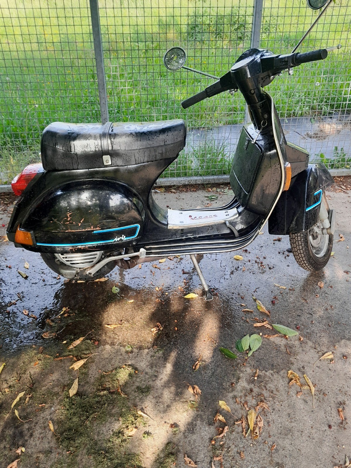 Vespa, Fietsen en Brommers, Ophalen