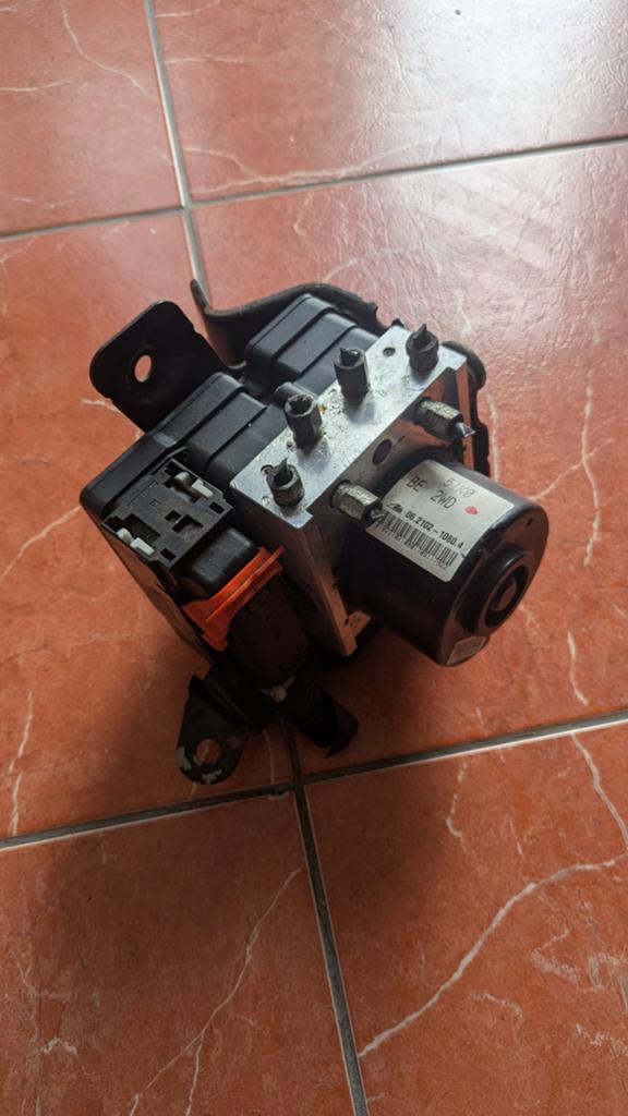 Frein ABS pour Opel Agila ou Suzuki Splash 51k0be 2wd, Enlèvement, Suzuki