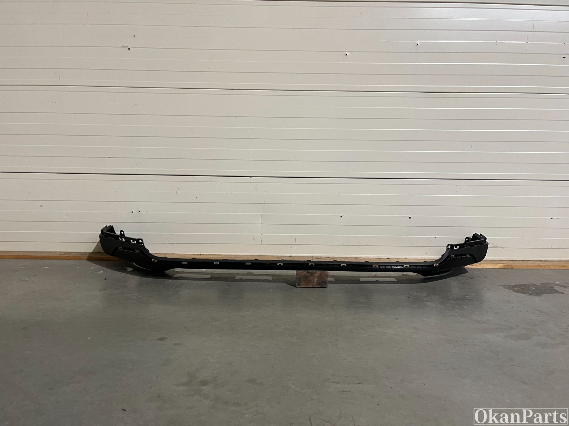 Spoiler de pare-chocs avant Kia E-Soul J2F30AB020, Utilisé, Avant, Kia, Pare-chocs