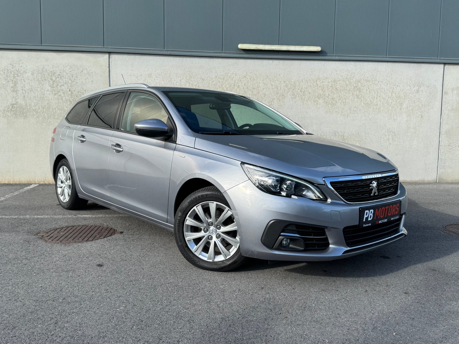 PEUGEOT 308 Sw -1.2 - benzine - 88.000 km- GARANTIE- 2020, Autos, Peugeot, Argent ou Gris, Achat, Euro 6, Entreprise